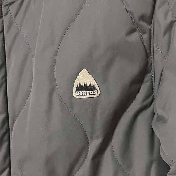 Burton grey Kiley insulator quilted jacket sz s small preloved - Picture 3 of 13